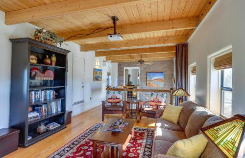 Cortez Retreat with Hot Tub - 11 mi to Mesa Verde! - Foto 16