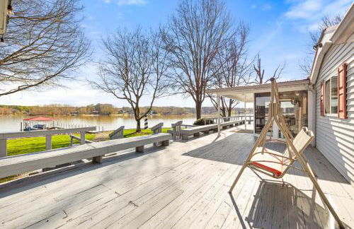 300 Degree Views, NEW HotTub, Firepit, Lighthouse - Foto 26