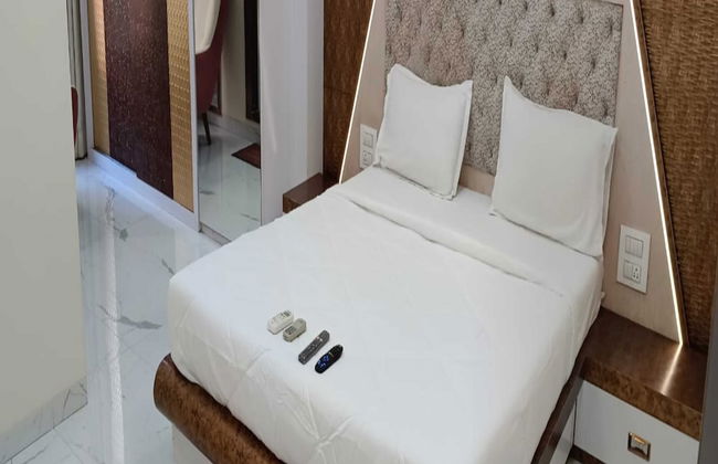 The Diplomat Villa - Photo 5