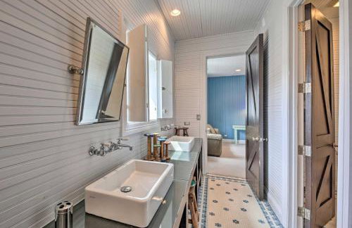 Luxe Barndominium with Home Gym, Theater, and More! - Foto 35