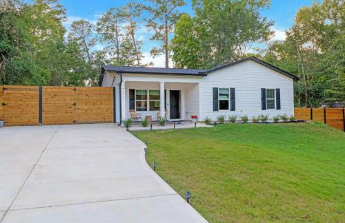 Brand New Cozy FirePit Home Near Fort Moore - Foto 31