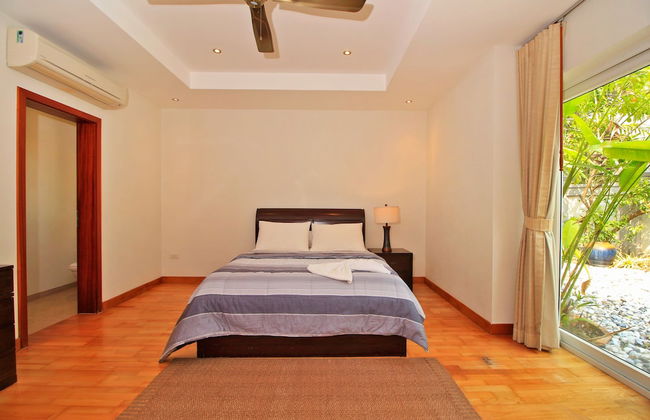 Pattaya Sunset Villa 4 Bedroom Sleeps 8 - Foto 3