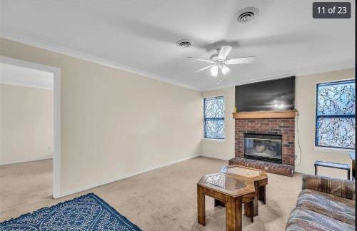 Property near to Airport and Free Parking - Foto 8