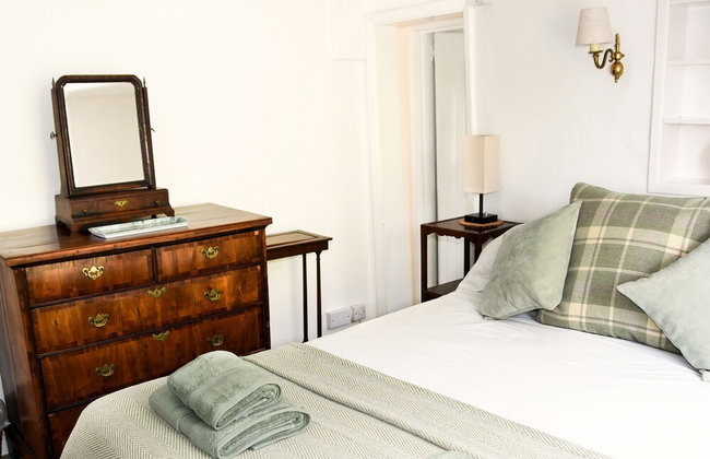 Grove Cottage - Photo 8