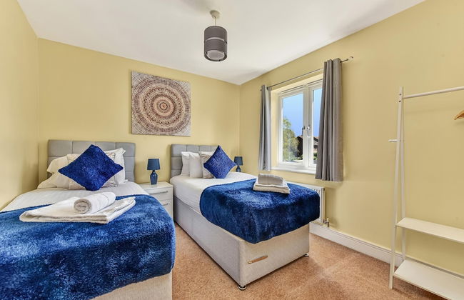 London Heathrow Living Holywell Serviced Houses - Photo 25