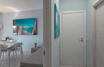 DANIEL SUPERIOR APARTMENTS - Tropea City Center - 250m from the Train Station - Foto 17