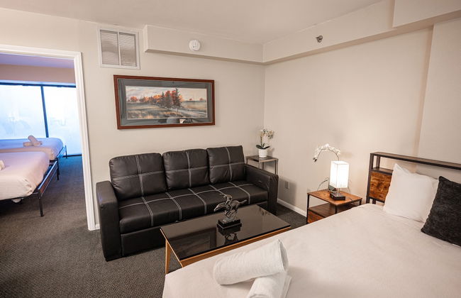 PENTHOUSE SUITE on the Strip - 6 Comfy BEDS - Foto 9