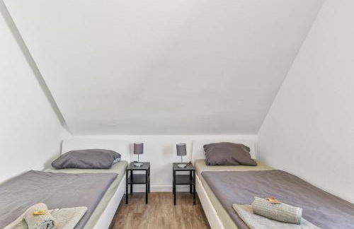 Worker Apartments Oberboihingen near Stuttgart, Nürtingen, Autobahn A8, Parking,Wifi,Smart,Smart TV - Foto 4