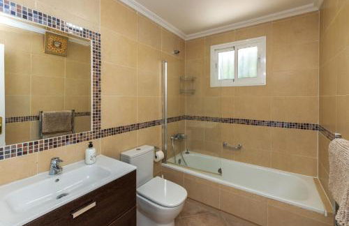 VILLA ALEGRIA Big terrace, private pool & parking - Photo 17