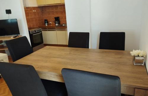 House B - with spacious terrace and beautiful view - Foto 13