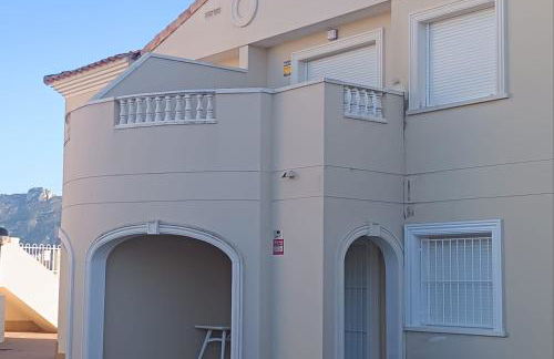 DENIA Playa Santa Ana Adosados - Cómodo apartamento con Piscina, Terraza y Parking, a 2 minutos de la playa - Photo 22