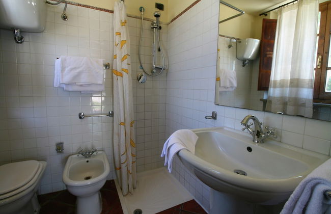 Cottage in Magione Near Lake Trasimeno - Photo 23