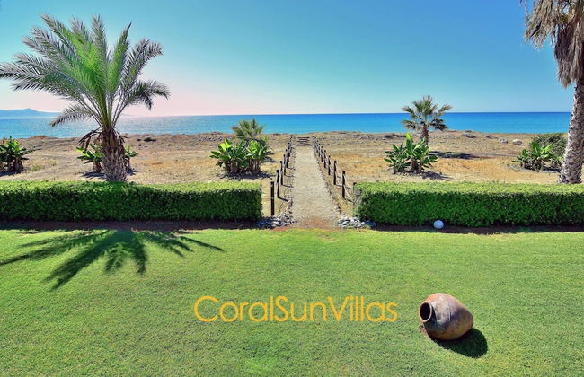 Nature - Direct To Sandy Beach, Impressive Villa, Quiet Area - Foto 46