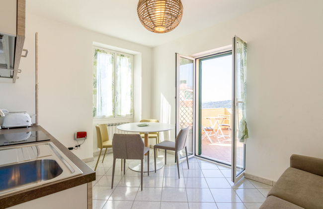 1 bedroom Apartment in San Bartolomeo al Mare with terrace - Photo 2