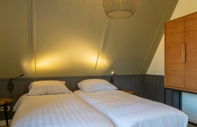 Restyled House With Three Bathrooms, Breda at 10km - Photo 2