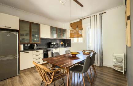 Σύγχρονο, Ευρύχωρο Vintage δίπλα στο Mall - Foto 9