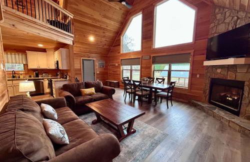 Riverfront Blue Jay Cabin - Foto 14