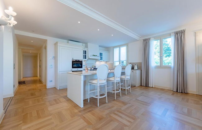 Luxury Lakefront Catullo A1 by Wonderful Italy - Photo 2