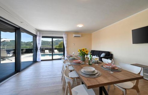 Amazing Home In Margecan With Wifi - Foto 3