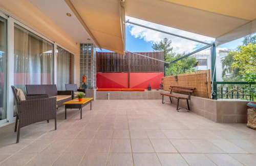 The HostMaster Ethnic Touch Feel Studio - Photo 14