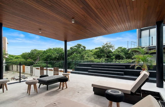 Ocean Breeze Loft Steps Away From Hotel Zone - Photo 31