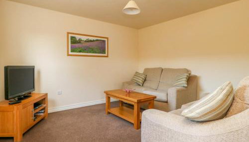 The Cottage at Manor Farm - Photo 3