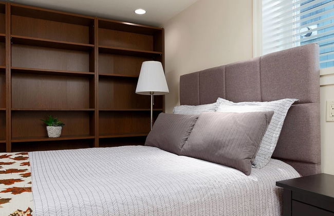 Cozy 3 Bedroom Suite near Queen Elizabeth Park - Foto 9