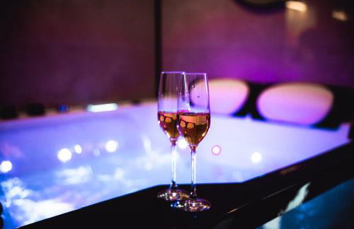 FRENCH KlSS - Love Room by PRIM0 C0NCIERGERIE - Foto 4