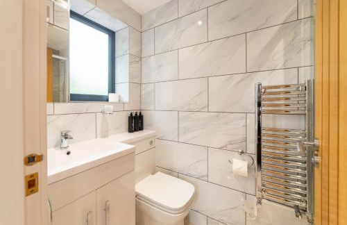 Gardd Y Llys Luxurious Family Retreat with amazing views - Foto 31