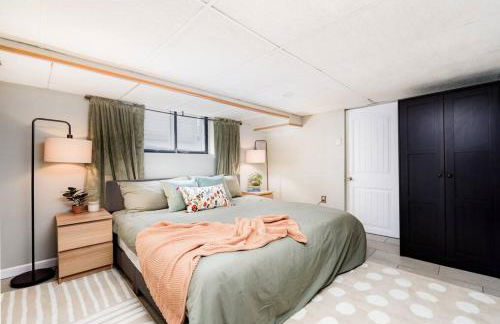 Cozy Family Cottage - Historic Top of The Hill - Foto 30