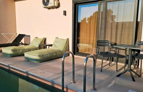 Aelia Luxury Apartments & Pool - Photo 23