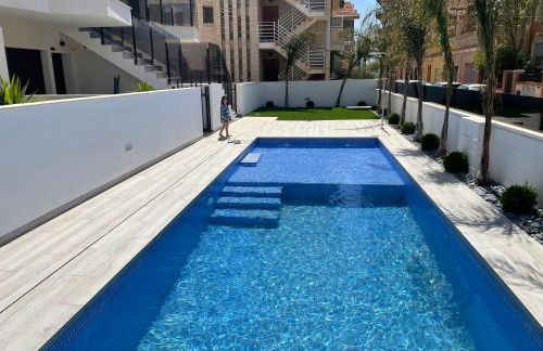 Frontsea Beach bungalow with swiming pool and long terrace - Foto 3