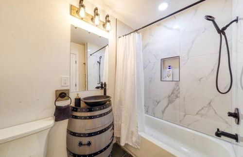 Brand New House with Large Porch in Lake Katrine - Foto 16