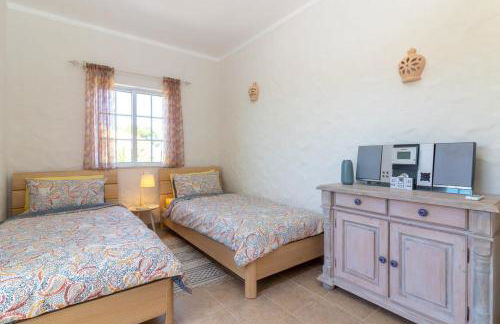 Villa Oliveira Family villa BBQ Pool - Foto 23