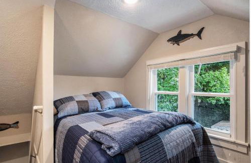 Palmer House Retreat - A Great Muskegon Getaway! - Photo 19