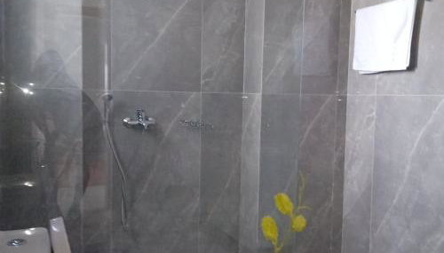 arvangroup-apartments - Foto 5, Shower