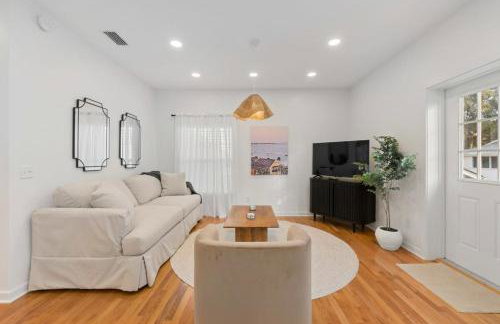 Uptown Loft - Bright - Modern - Walkable - Foto 2