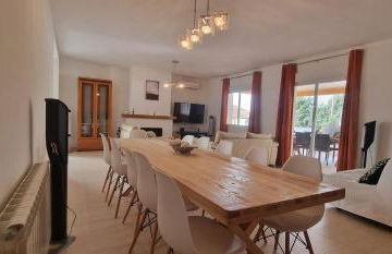 Chalet Oasis, Piscina, Barbacoa, Jardin, Amigos, Familia, Grupos, Casa, Villa - Foto 16