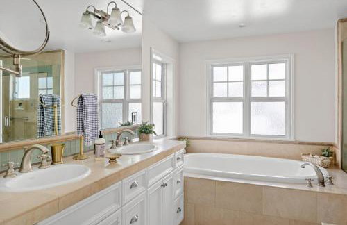 4br Beach House Steps from Beach with AC Parking BBQ - Foto 55