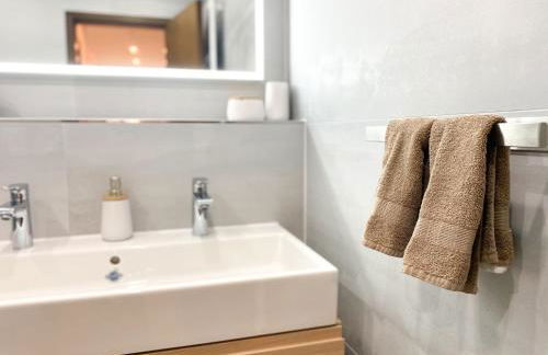 Modernes Apartment in Zentrumsnähe mit eigenem Stellplatz - Foto 19