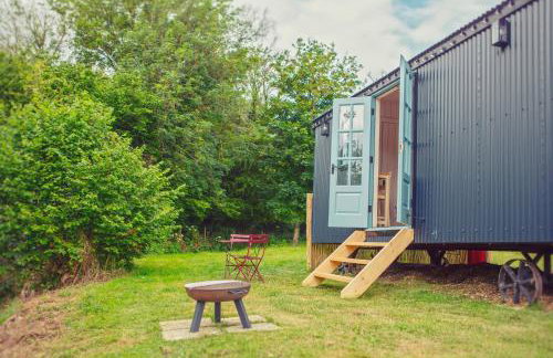 Luxury hut on the River Arle - Foto 1