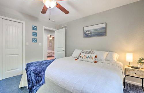 Dock and Jet Ski Slip Lakeside Sunrise Beach Home! - Foto 29