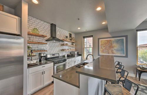 0660 Dtwn Salida Condo with Balcony - Foto 11