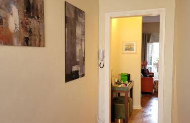 Apartamento com varanda, vista para o mar e ar condicionado - Foto 9