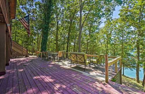 Home with Large Deck on Table Rock Lake! - Foto 33