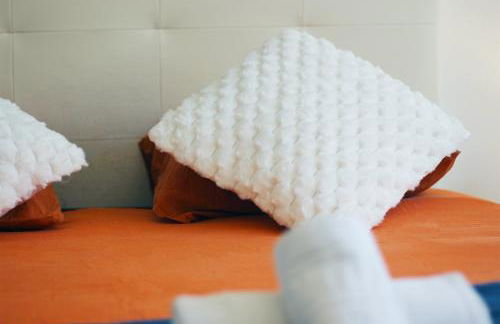 Chez Clém - 3 chambres - garage privé - wifi - Netflix - Foto 11