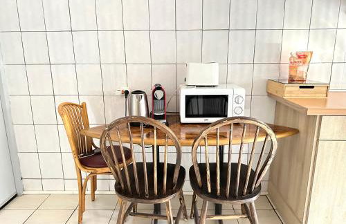 Cozy Station House & Direct Access to Paris - Foto 13