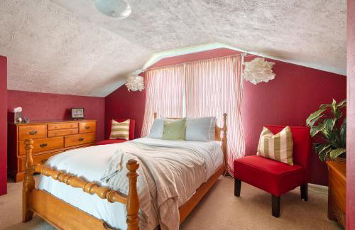 Charming Home, Wonderful Neighborhood! - Foto 17