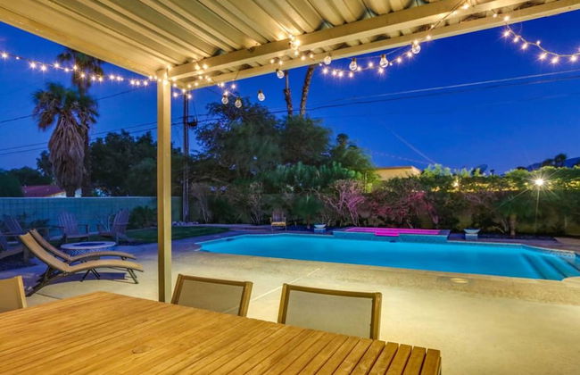 Relax at the 3BR Tranquil Oasis in Palm Springs - Foto 7