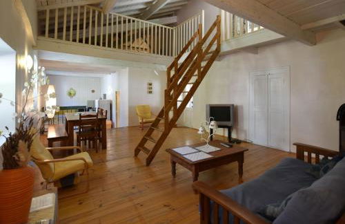 Holiday Home in Ardèche near Château Ventadour - Foto 12